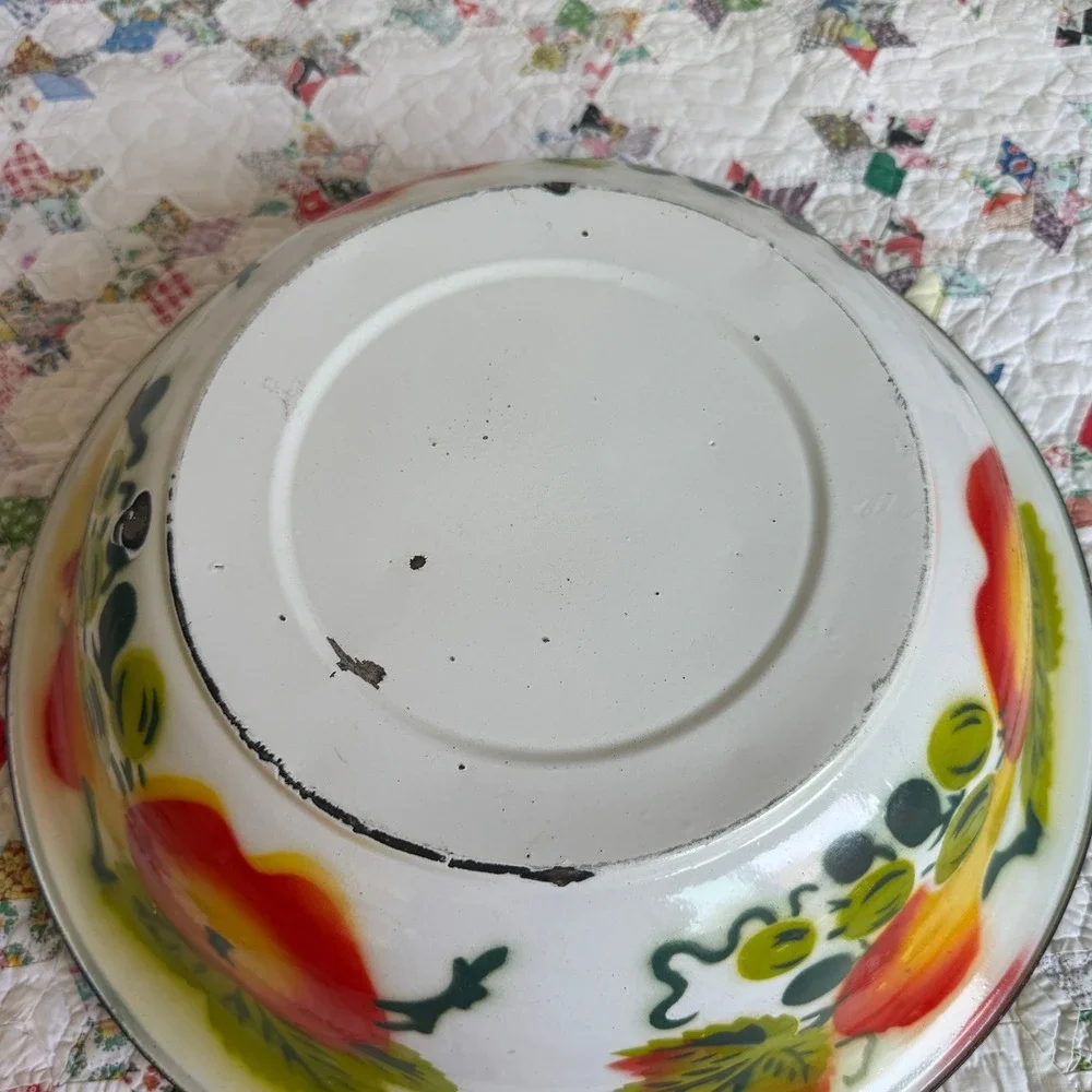Vintage Enamelware Fruit Bowl Set 5pc Hand Painted Apple Grapes Basin & 4 Bowls